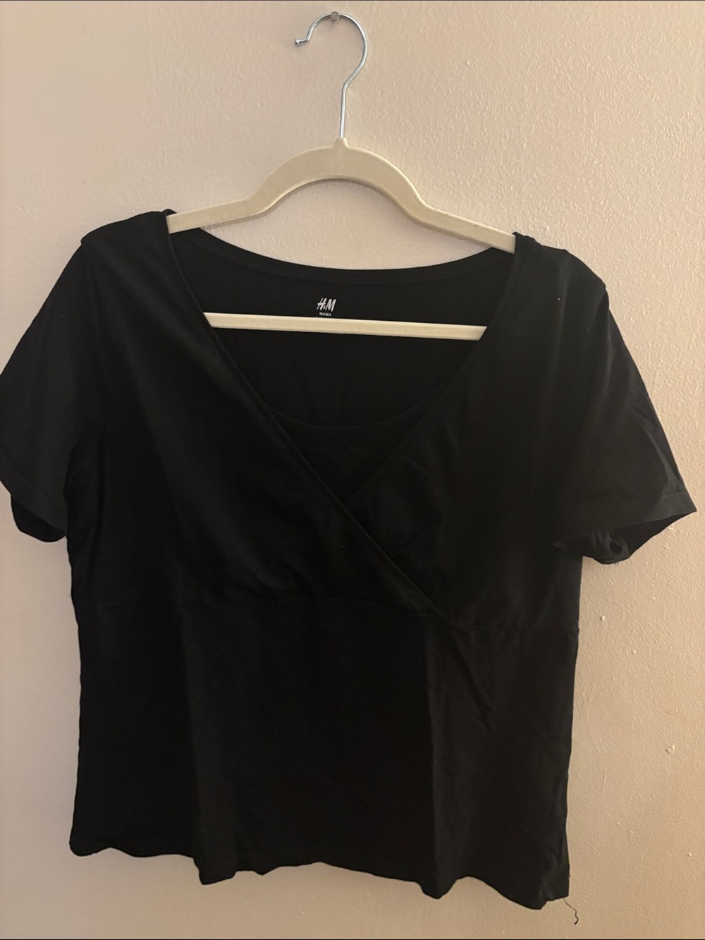H&M Mama Black Short Sleeve V-Neck Nursing Top